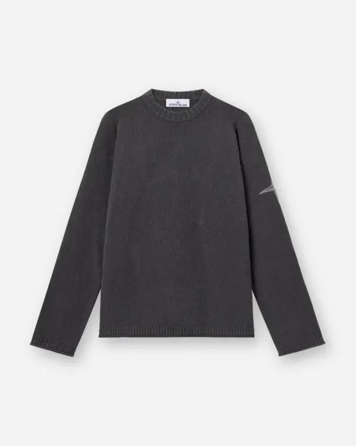 Loose fit crewneck jumper with needle-punched star